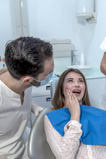 Best Emergency Treatment for Toothache in Holiday Shores, IL